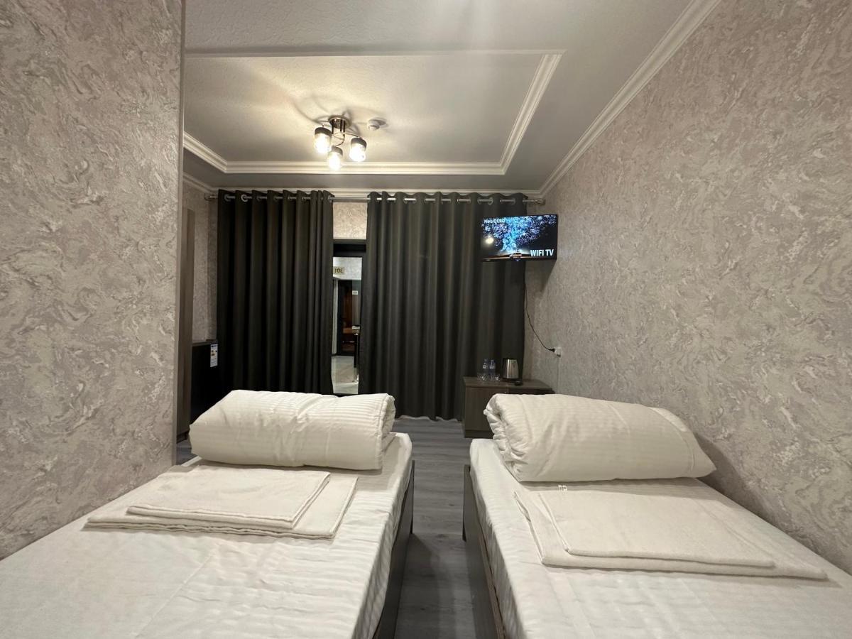 Byond Hotel & Hostel Tashkent Exterior photo